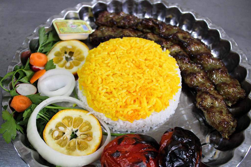 چلو کباب لقمه مخصوص